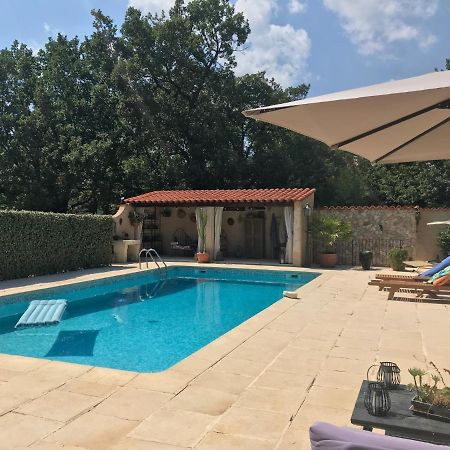 Petit mas provencal 3 pers 1 piece 30 m2 tout confort lisiere foret jardin Jacuzzi Piscine Saint-Paul-en-Forêt Extérieur photo