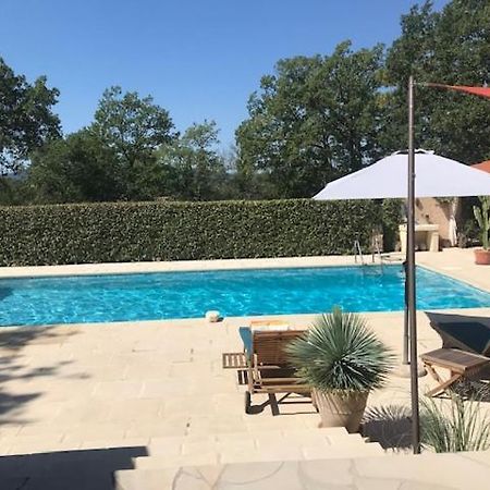 Petit mas provencal 3 pers 1 piece 30 m2 tout confort lisiere foret jardin Jacuzzi Piscine Saint-Paul-en-Forêt Extérieur photo